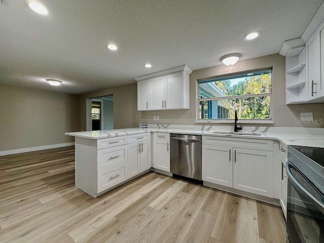 823 Riverside Dr, Tarpon Springs, FL 34689 - photo 5