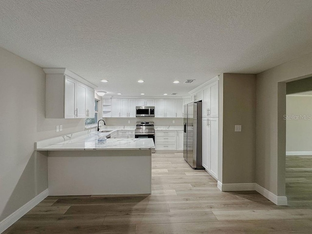 823 Riverside Dr, Tarpon Springs, FL 34689 - photo 8