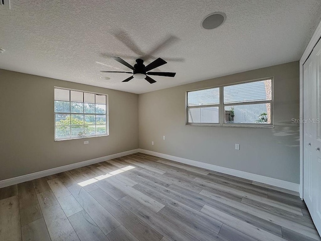 823 Riverside Dr, Tarpon Springs, FL 34689 - photo 10