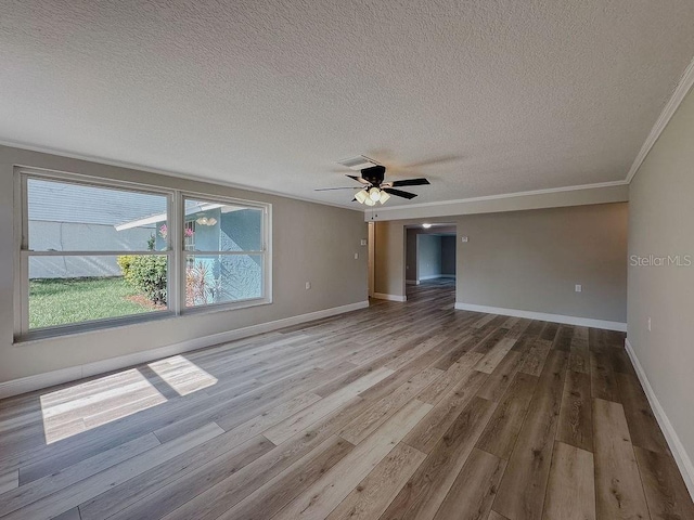 823 Riverside Dr, Tarpon Springs, FL 34689 - photo 28
