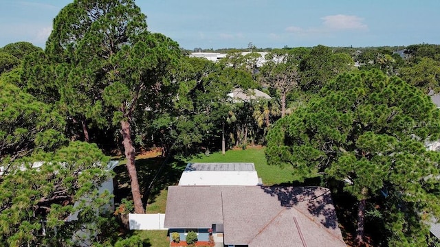 823 Riverside Dr, Tarpon Springs, FL 34689 - photo 39