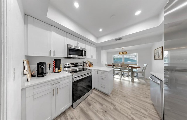 10713 N Ojus Dr, Tampa, FL 33617 - photo 2