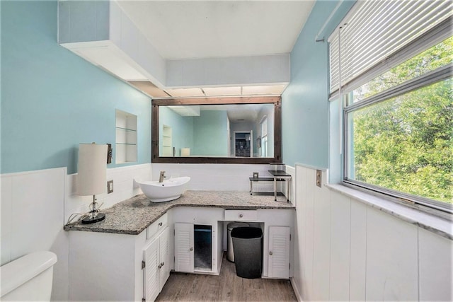 1304 E Court St, Tarpon Springs, FL 34689 - photo 11