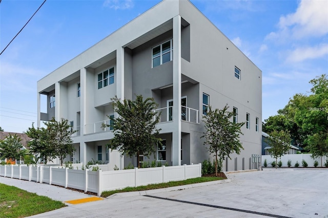 102 E Adalee St Unit 3, Tampa, FL 33603 - photo 2