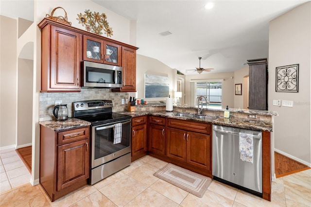 31528 Wrencrest Dr, Wesley Chapel, FL 33543 - photo 10