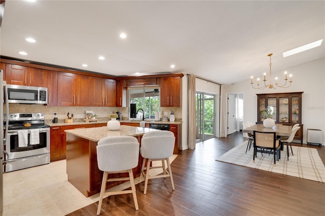 1583 Mcauliffe Ln, Palm Harbor, FL 34683 - photo 12