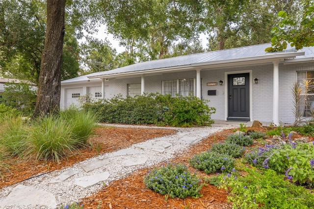 8024 W Hiawatha St, Tampa, FL 33615 - photo 1
