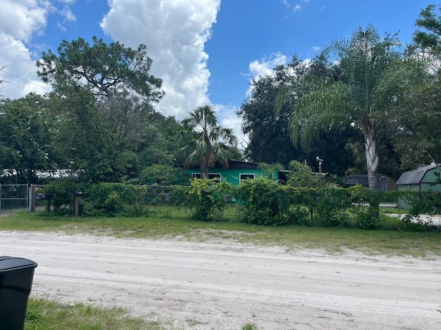 38250 E Collins Ave W, Zephyrhills, FL 33542 - photo 6