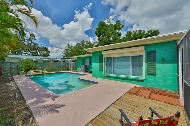 8331 14th Way N, Saint Petersburg, FL 33702 - photo 31