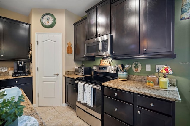 29405 Cochiti Lake Dr, San Antonio, FL 33576 - photo 9