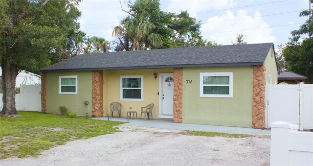316 E Hydrangia St, Tampa, FL 33612 - photo 2