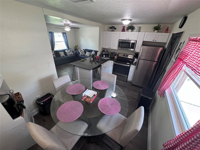 316 E Hydrangia St, Tampa, FL 33612 - photo 11