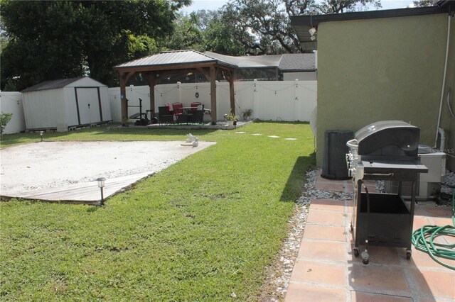 316 E Hydrangia St, Tampa, FL 33612 - photo 25