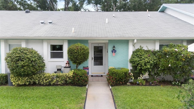 1021 Tartan Dr Unit C, Palm Harbor, FL 34684 - photo 1
