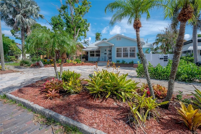 2421 Burlington Ave N, Saint Petersburg, FL 33713 - photo 5