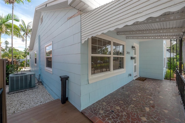 2421 Burlington Ave N, Saint Petersburg, FL 33713 - photo 13