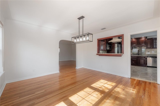 2421 Burlington Ave N, Saint Petersburg, FL 33713 - photo 20