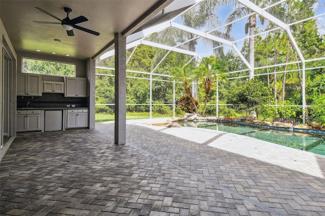19331 Wind Dancer St, Lutz, FL 33558 - photo 82