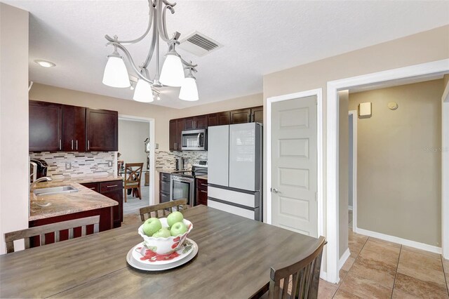 9422 Oak Meadow Ct, Tampa, FL 33647 - photo 16