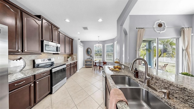 7514 Forest Mere Dr, Riverview, FL 33578 - photo 12