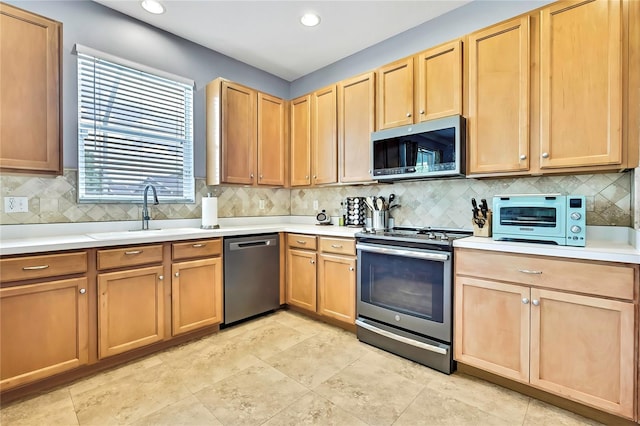 4025 Harbor Lake Dr, Lutz, FL 33558 - photo 18