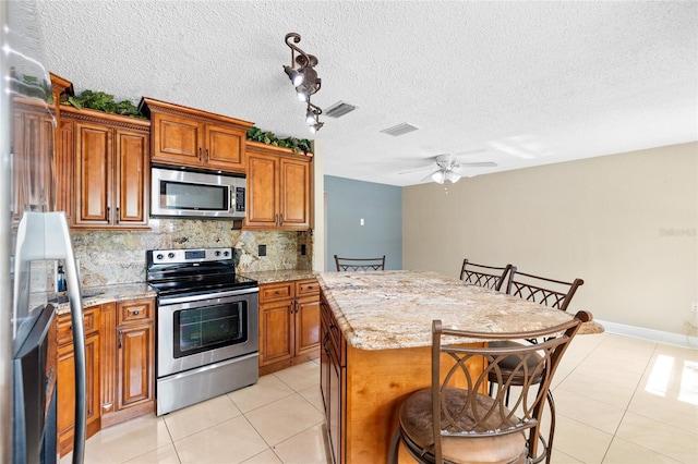 4527 Fountainbleau Rd, Tampa, FL 33634 - photo 13