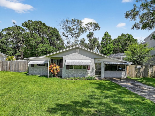 605 Shore Dr E, Oldsmar, FL 34677 - photo 1