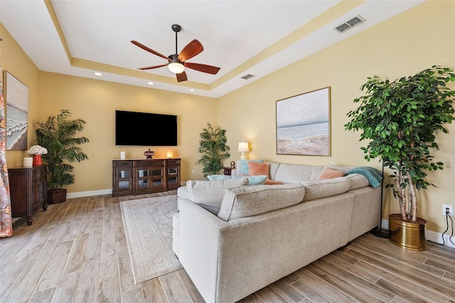 8226 Wild Oaks Cir, Largo, FL 33773 - photo 18