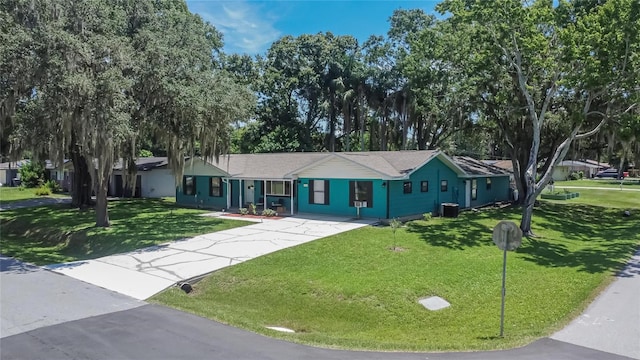 5605 Driftwood Dr, Lakeland, FL 33809 - photo 3