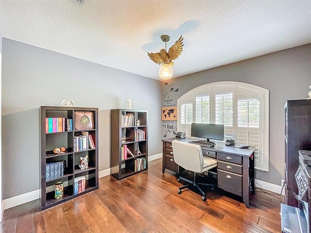 18142 Regents Square Dr, Tampa, FL 33647 - photo 46