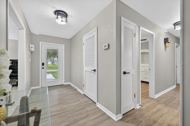2541 Lake Ellen Cir, Tampa, FL 33618 - photo 7