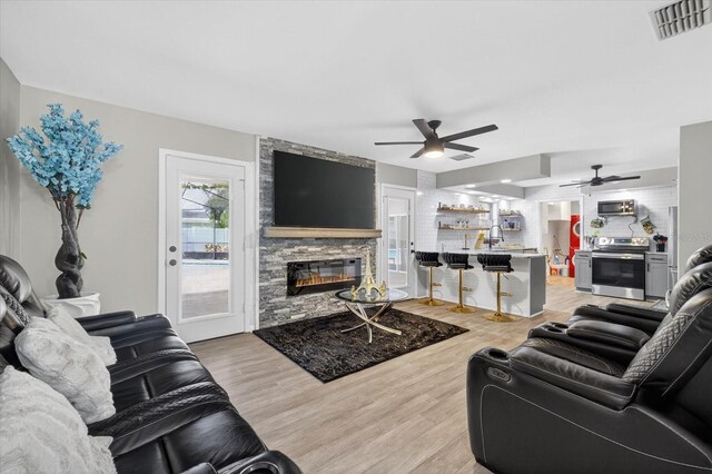 2541 Lake Ellen Cir, Tampa, FL 33618 - photo 9