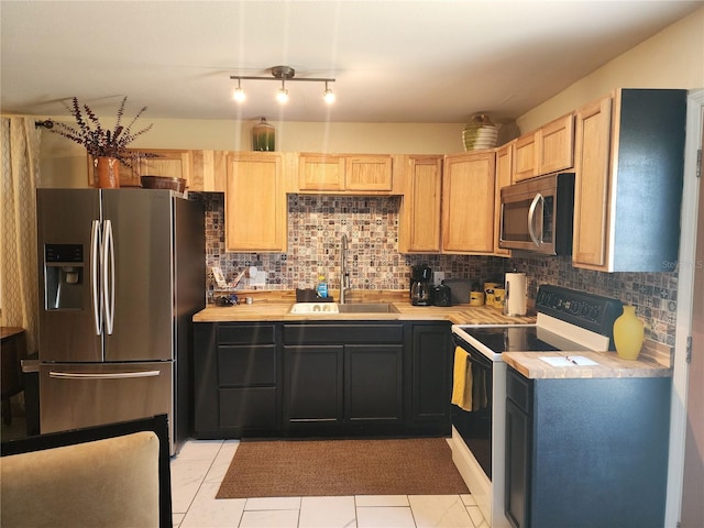 106 W Bates St, Plant City, FL 33563 - photo 4