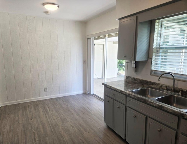 7607 W Caracas St, Tampa, FL 33615 - photo 3