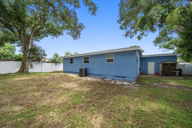 908 S Palm Dr, Largo, FL 33770 - photo 23