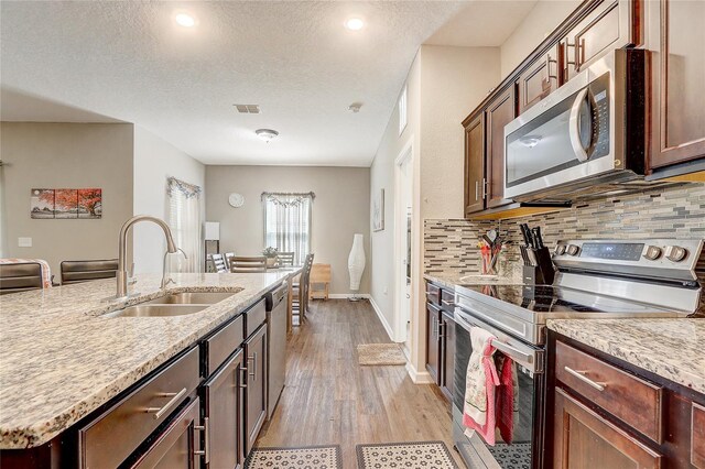 15610 Merlin Ave, Mascotte, FL 34753 - photo 11