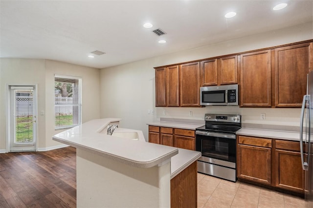 27026 Cool Stream Ln, Wesley Chapel, FL 33544 - photo 17