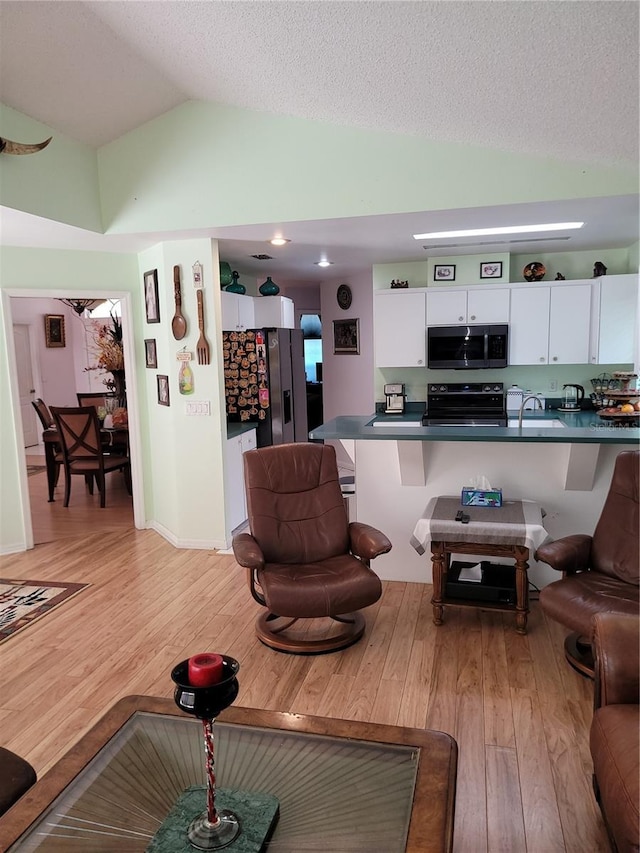 775 Wildflower Dr, Palm Harbor, FL 34683 - photo 28