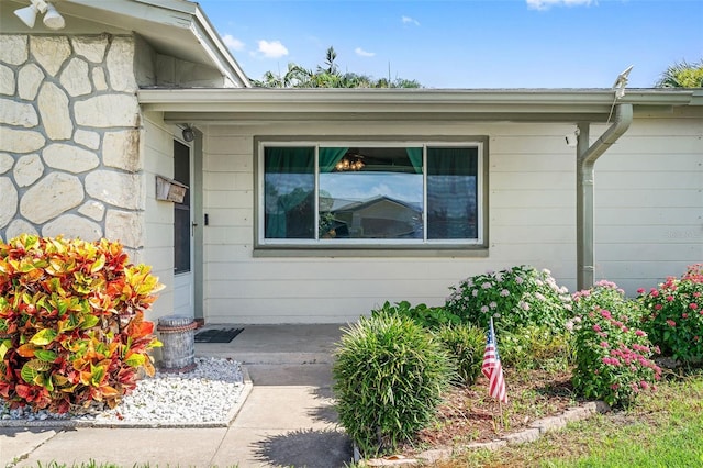 2587 60th Ave S, Saint Petersburg, FL 33712 - photo 2