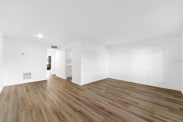 9209 Tudor Dr Unit C104, Tampa, FL 33615 - photo 4