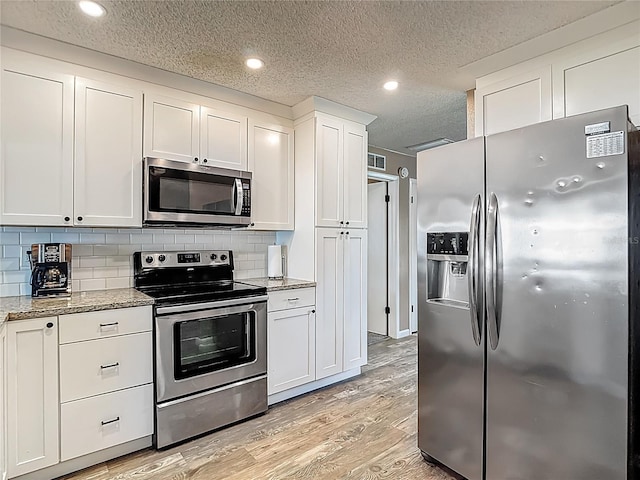 11100 Salt Tree Dr, Port Richey, FL 34668 - photo 17