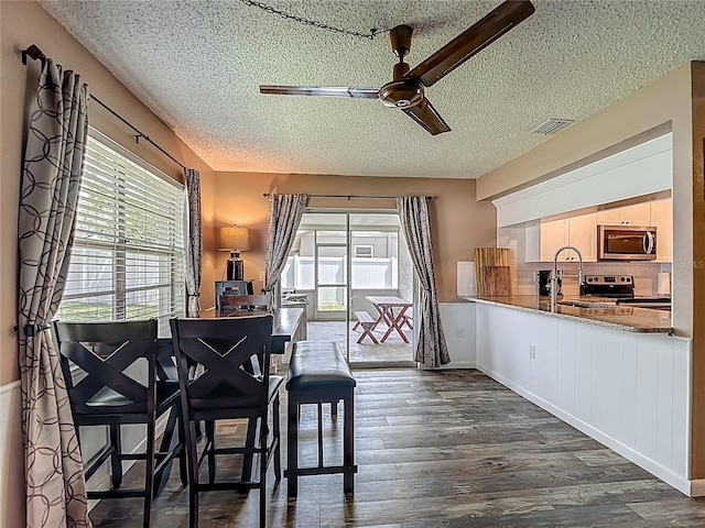 11100 Salt Tree Dr, Port Richey, FL 34668 - photo 23