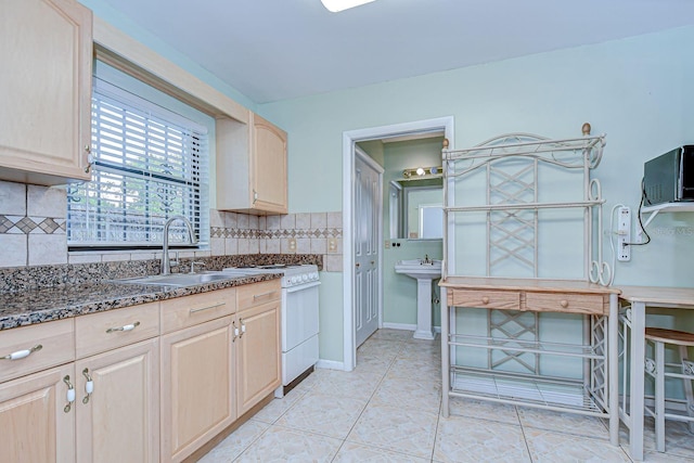 3312 W Kirby St, Tampa, FL 33614 - photo 53