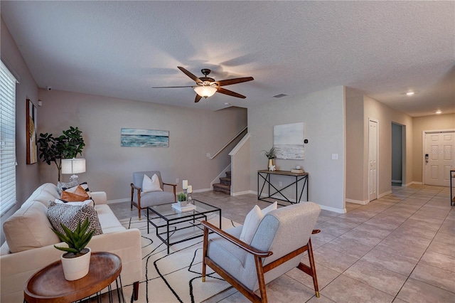 10202 Strawberry Tetra Dr, Riverview, FL 33578 - photo 8