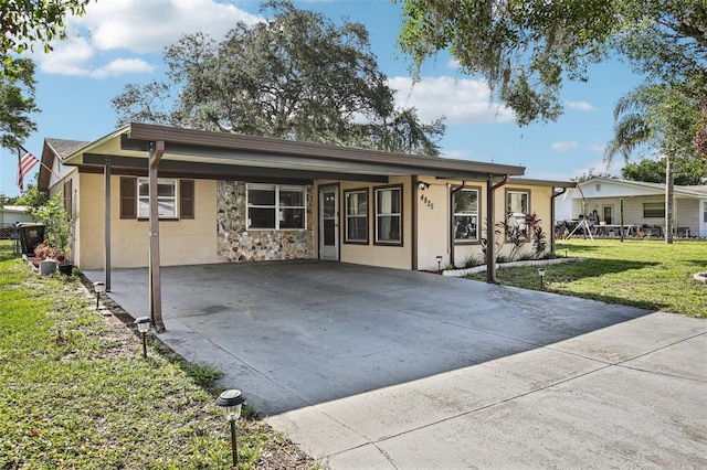 4825 Joyce Dr, Lakeland, FL 33805 - photo 2
