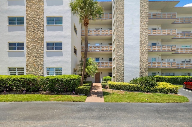 5603 80th St N Unit 202, Saint Petersburg, FL 33709 - photo 2
