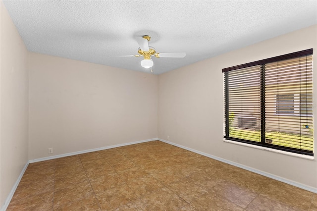 3275 Cobbs Dr, Palm Harbor, FL 34684 - photo 24