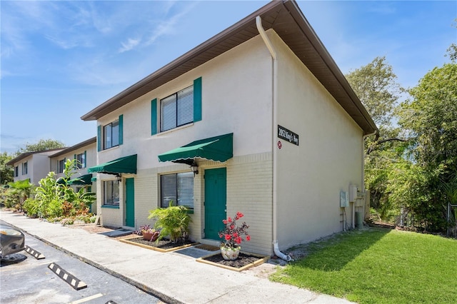 2052 Kings Hwy Unit 8, Clearwater, FL 33755 - photo 1