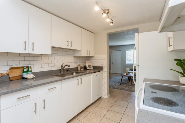 2052 Kings Hwy Unit 8, Clearwater, FL 33755 - photo 5