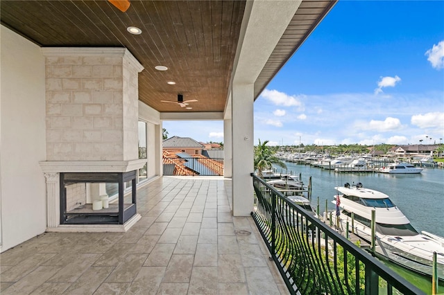 6109 Pasadena Point Blvd S, Saint Petersburg, FL 33707 - photo 32